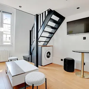 Charming With Ac -rue Des Archives- Le Marais Apartment Paris